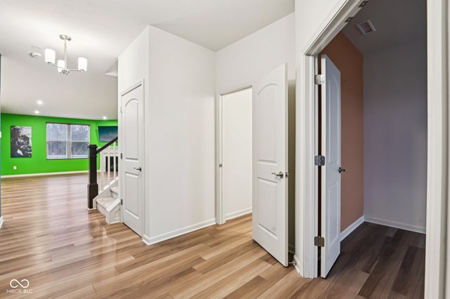 6843 Sable Point Drive, Brownsburg, IN 46112