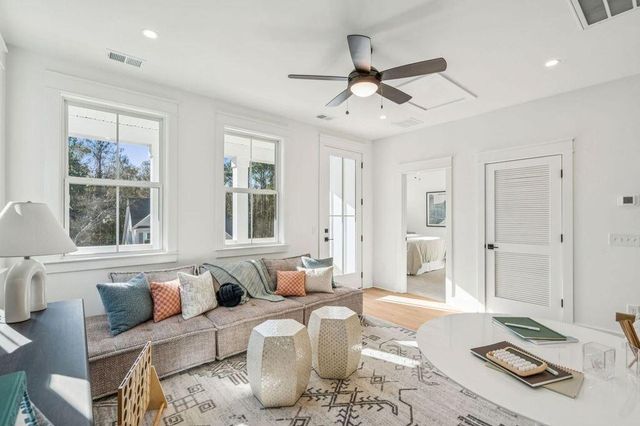 9 Kings River Trail, Hollywood, SC 29449