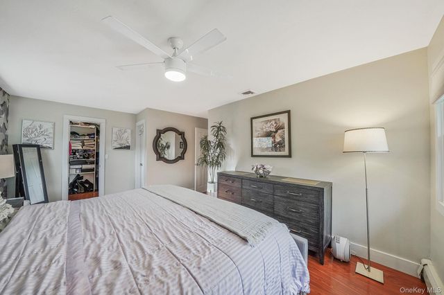 4 Malcolm Street, Bellport, NY 11713