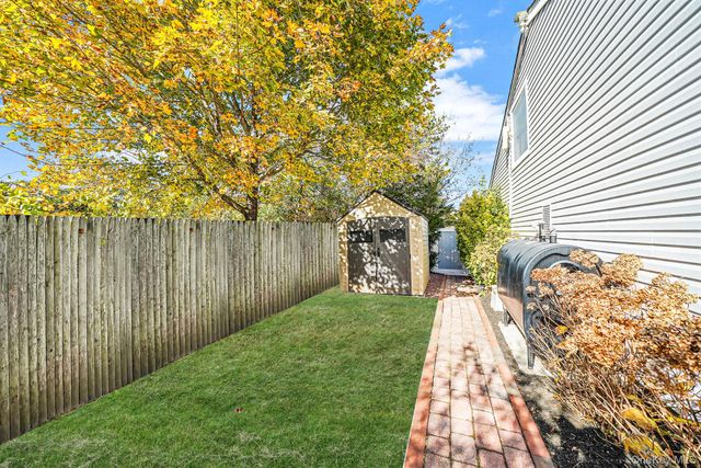 4 Malcolm Street, Bellport, NY 11713