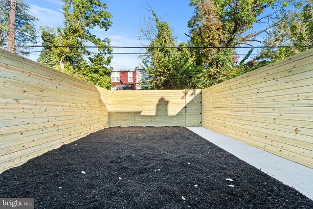 2644 OSWEGO AVE, Baltimore, MD 21215
