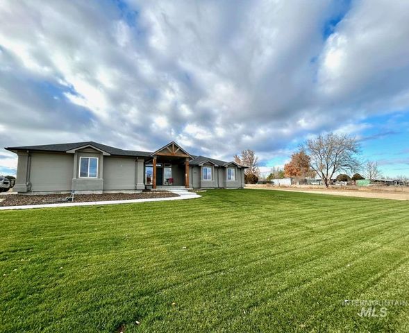 6975 J&S Circle, Nampa, ID 83686