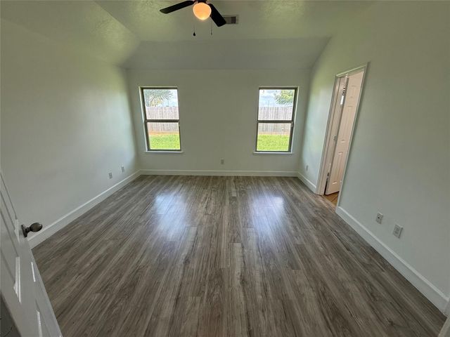 12650 Redbud Villa Lane, Houston, TX 77086