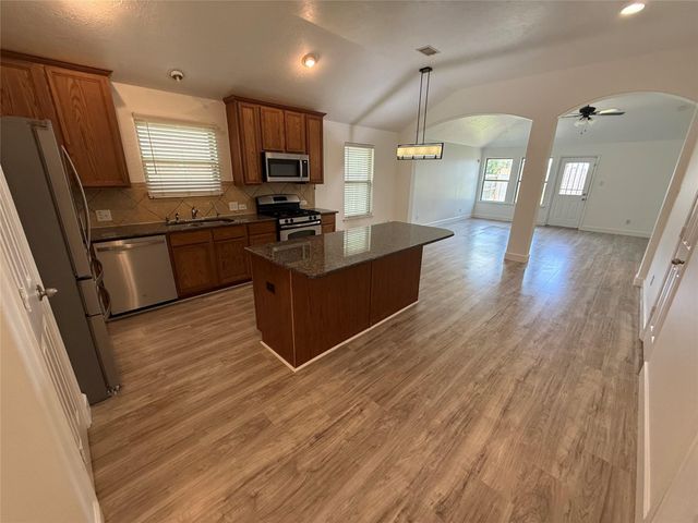 12650 Redbud Villa Lane, Houston, TX 77086
