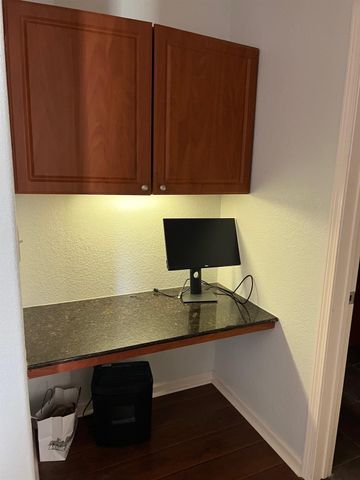 1711 Old Spanish Trail 313, Houston, TX 77054