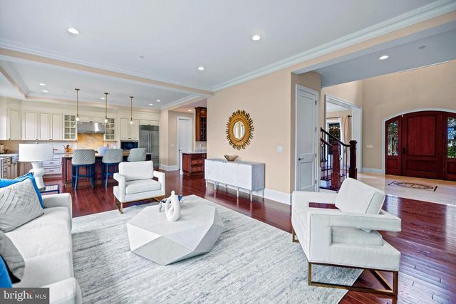 7708 BEECH TREE RD, Bethesda, MD 20817