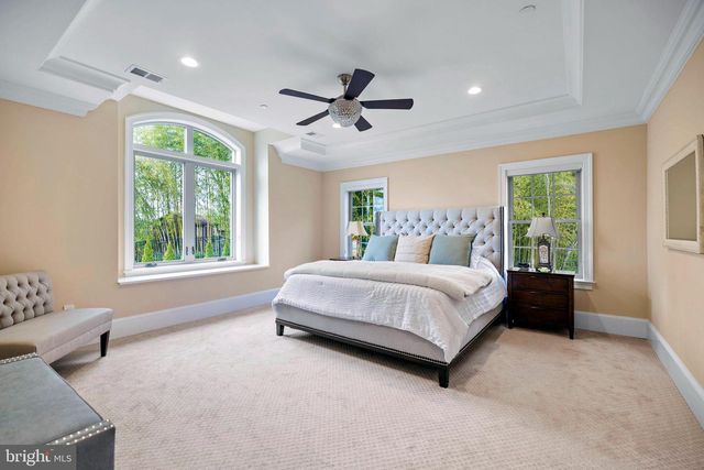 7708 BEECH TREE RD, Bethesda, MD 20817