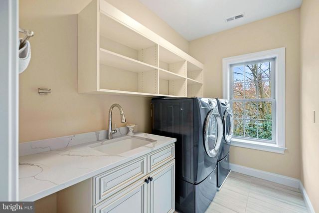 7708 BEECH TREE RD, Bethesda, MD 20817