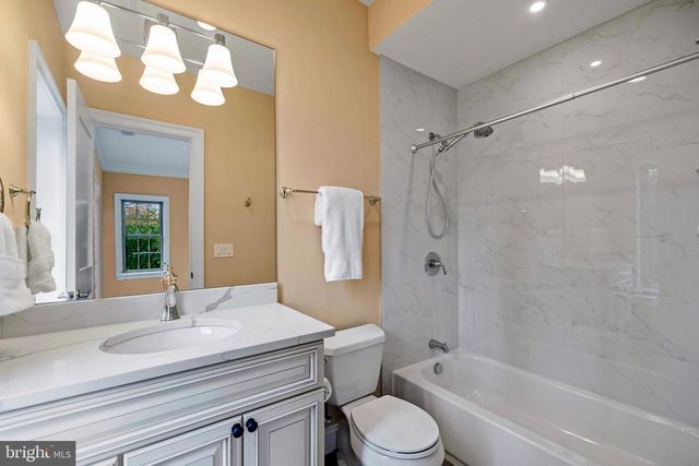 7708 BEECH TREE RD, Bethesda, MD 20817