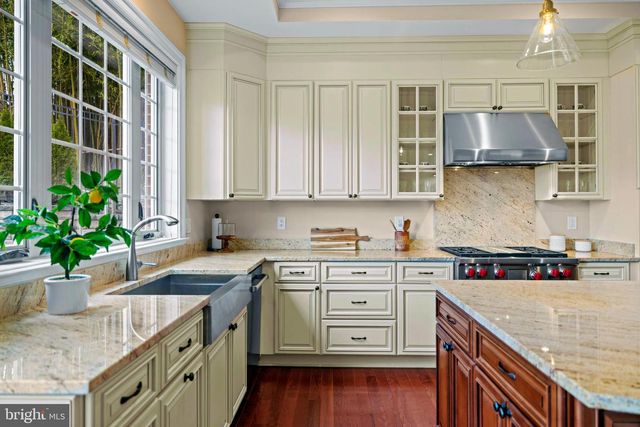 7708 BEECH TREE RD, Bethesda, MD 20817