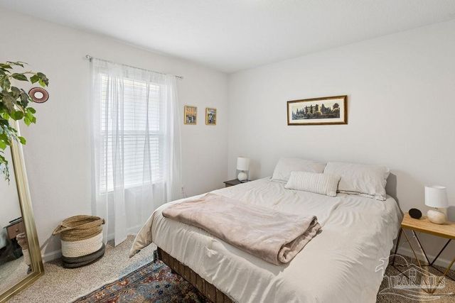 8674 Pathstone Blvd, Pensacola, FL 32526