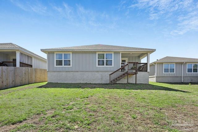 8674 Pathstone Blvd, Pensacola, FL 32526