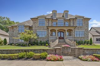 201 Higginson Pl, S, Gallatin, TN 37066