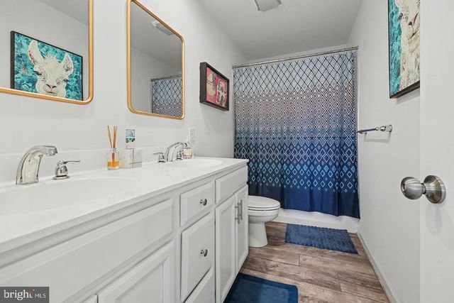 3111 BEN ST, Mechanicsburg, PA 17055