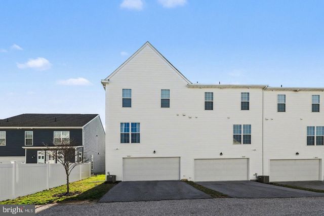 3111 BEN ST, Mechanicsburg, PA 17055