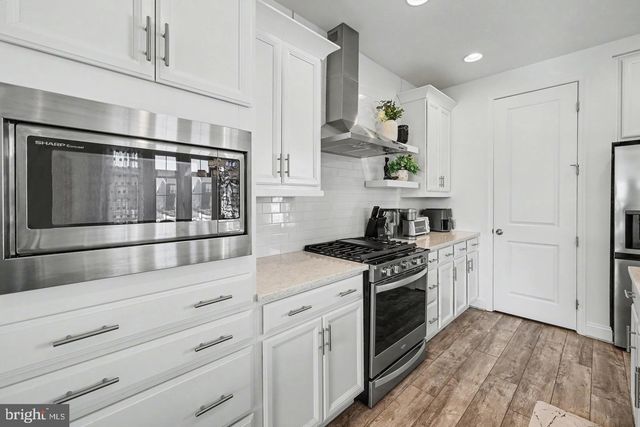 3111 BEN ST, Mechanicsburg, PA 17055