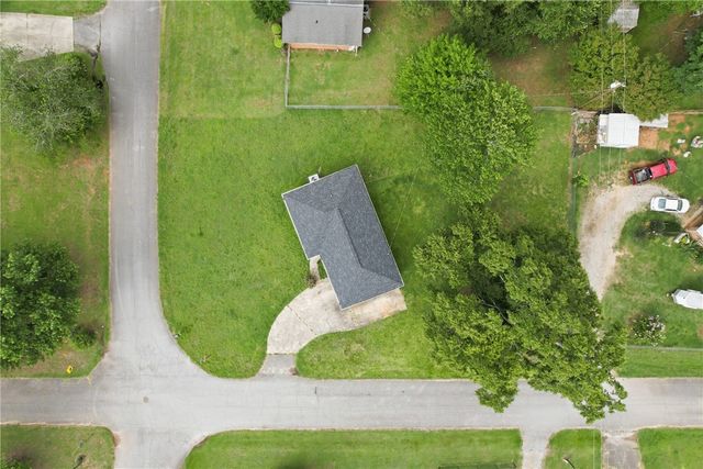700 Woodmont Circle, Anderson, SC 29624