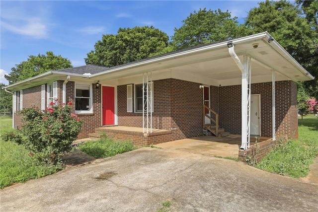 700 Woodmont Circle, Anderson, SC 29624