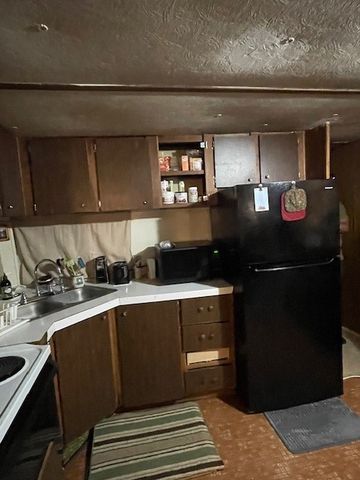 240 County Road 4847, Newark, TX 76071