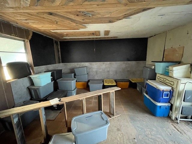 240 County Road 4847, Newark, TX 76071