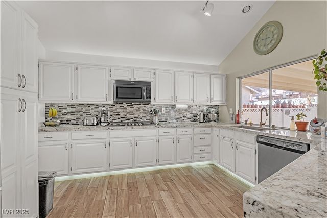 5341 Bitterwood Lane, Las Vegas, NV 89118