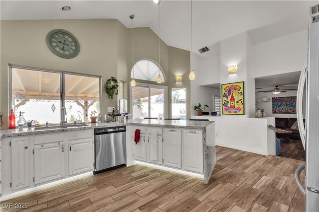 5341 Bitterwood Lane, Las Vegas, NV 89118