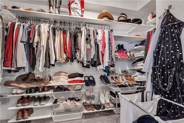 5341 Bitterwood Lane, Las Vegas, NV 89118