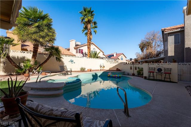 5341 Bitterwood Lane, Las Vegas, NV 89118