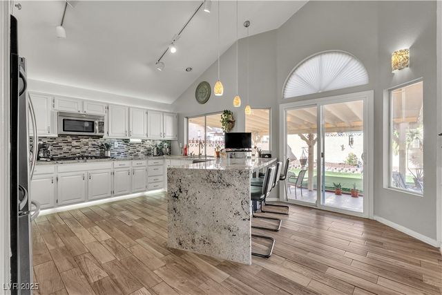 5341 Bitterwood Lane, Las Vegas, NV 89118