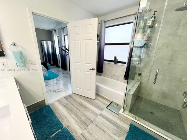 8618 SW 161st Pl, Miami, FL 33193