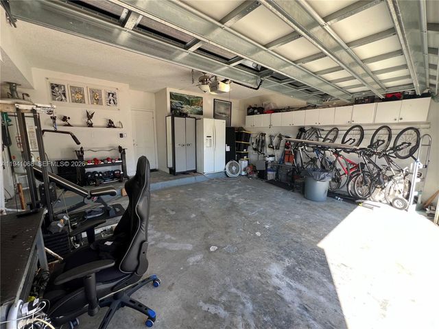 8618 SW 161st Pl, Miami, FL 33193