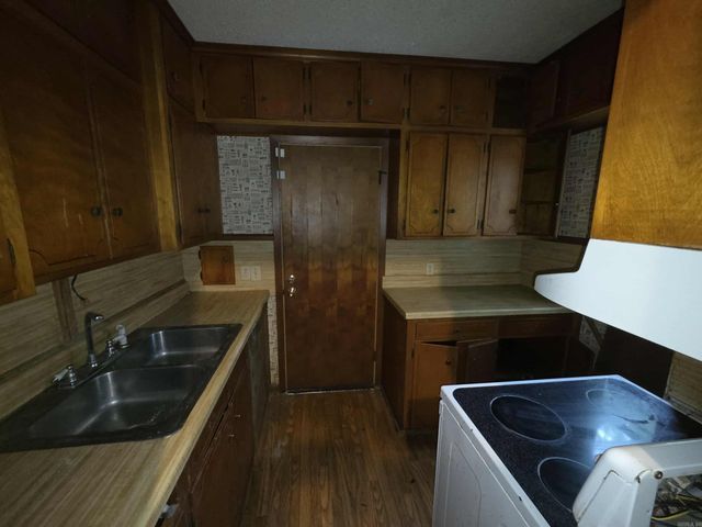 2002 W 29Th Avenue, Pine Bluff, AR 71603