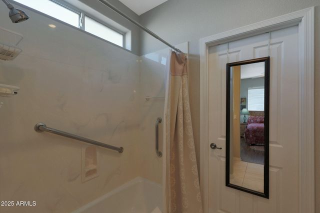 2416 N SNEAD Drive, Mesa, AZ 85215