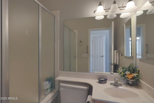 2416 N SNEAD Drive, Mesa, AZ 85215