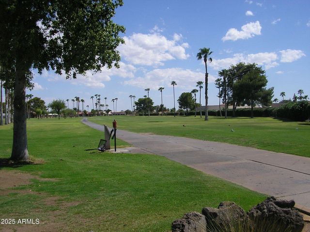 2416 N SNEAD Drive, Mesa, AZ 85215