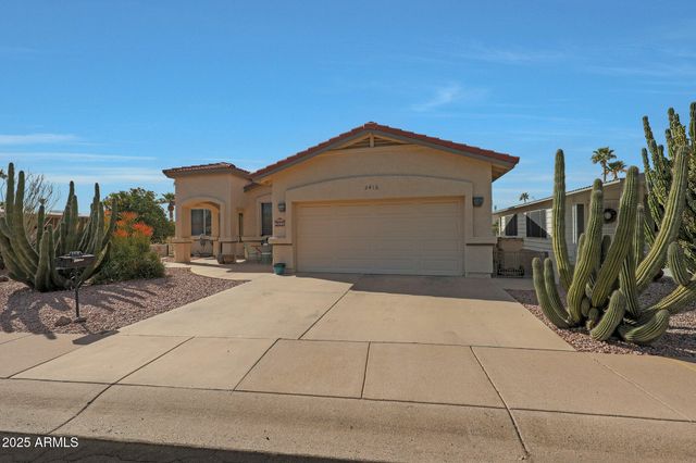 2416 N SNEAD Drive, Mesa, AZ 85215