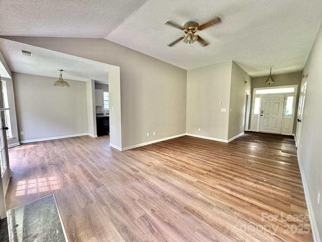 2608 Clarencefield Divide, Charlotte, NC 28216