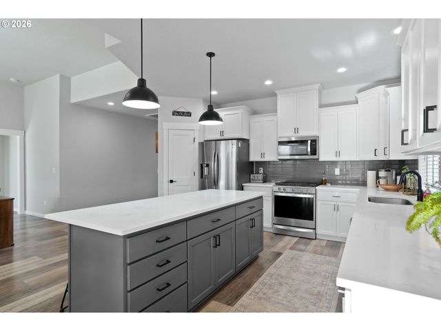 510 Ne ASPEN St, Sublimity, OR 97385