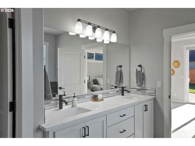 510 Ne ASPEN St, Sublimity, OR 97385