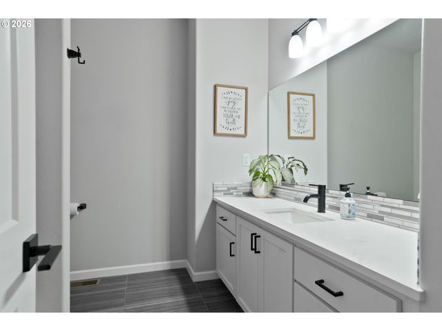 510 Ne ASPEN St, Sublimity, OR 97385