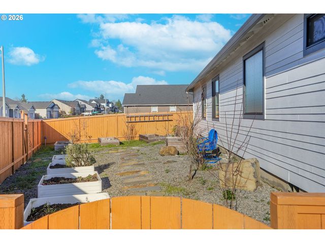 510 Ne ASPEN St, Sublimity, OR 97385