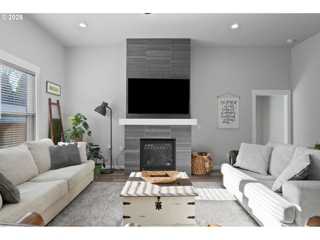 510 Ne ASPEN St, Sublimity, OR 97385