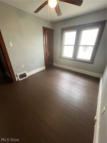 1742 Ford Avenue 2, Akron, OH 44305