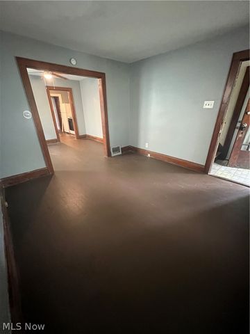 1742 Ford Avenue 2, Akron, OH 44305