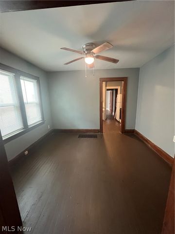 1742 Ford Avenue 2, Akron, OH 44305