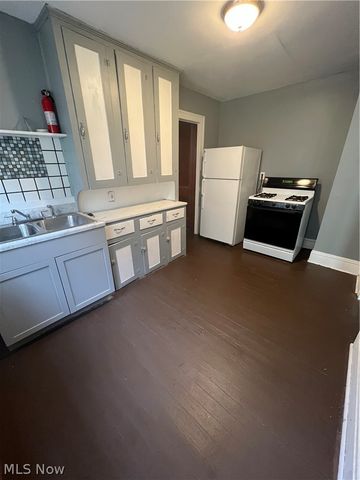 1742 Ford Avenue 2, Akron, OH 44305