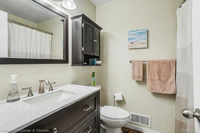 650 Conger Street 2, South Haven, MI 49090