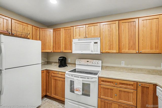 650 Conger Street 2, South Haven, MI 49090