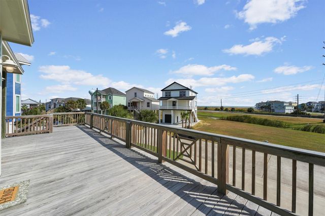 25102 Sausalito Drive, Galveston, TX 77554