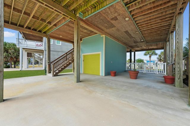 25102 Sausalito Drive, Galveston, TX 77554